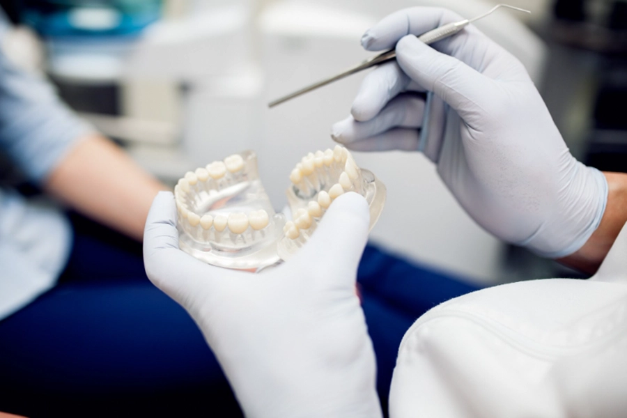 ¿Duele ponerse un implante dental?  Que debes saber antes del tratamiento